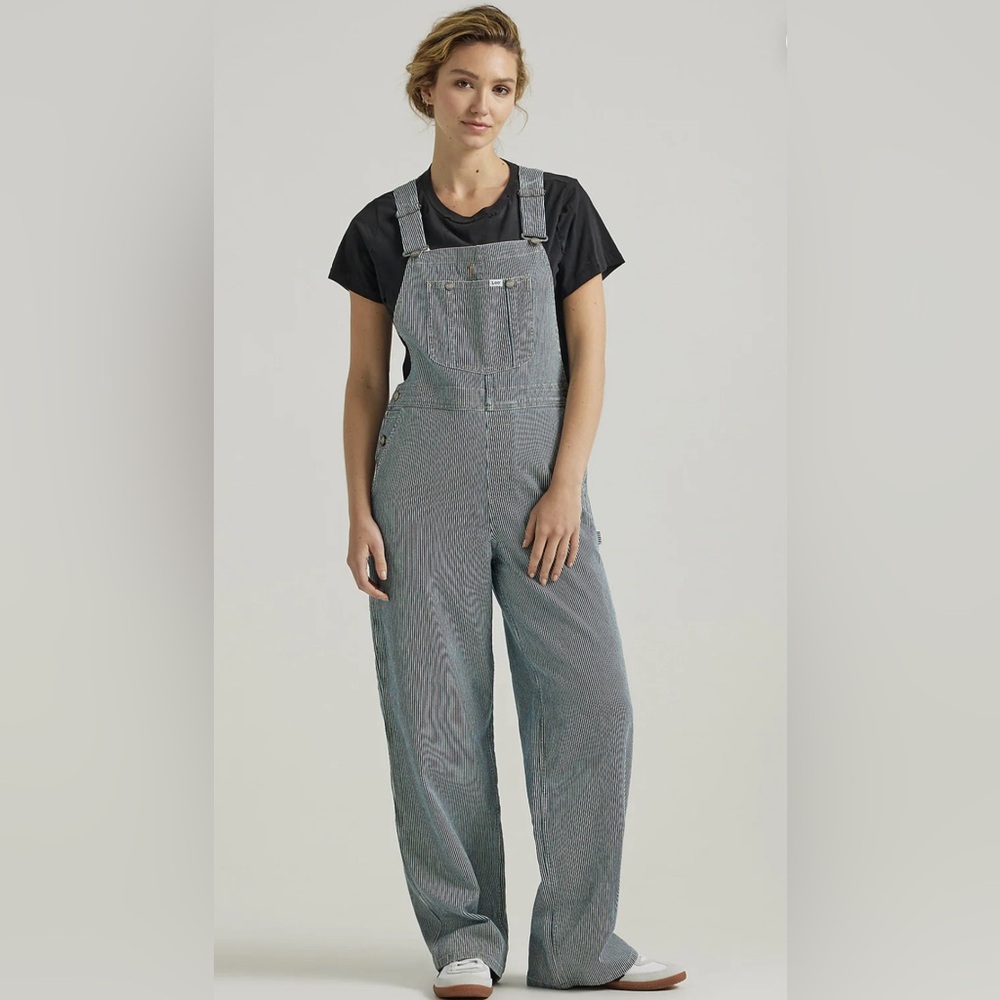 LEE BIB OVERALL IN RAILROAD STRIPE WOMENS SIZE XL
